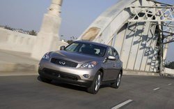 112_0712_01z+2008_infiniti_ex35+front_three_quarter_view.jpg
