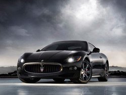 2008-Maserati-Gran-Turismo-S-Black-Front-Angle-1280x960.jpg