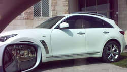 WhiteDubai2-1.jpg