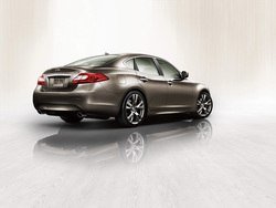 2-2011-infiniti-m.jpg