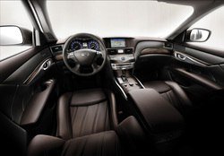 3-2011-infiniti-m.jpg