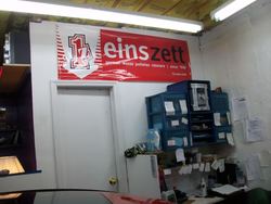 desk3.jpg