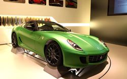 1003_02_z+2010_ferrari_599_hY-KERS_hybrid_concept+front_three_quarter_view..jpg
