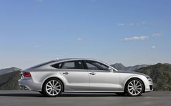 2011-audi-a7-side-view.jpg
