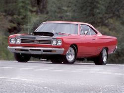 mopp_0310_01_z+1969_plymouth_gtx+fiberglass_hood_scoop.jpg