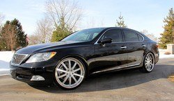 LexusLS460NewWheels002sm-vi.jpg