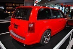 dodge-caravan-rt-concept-07.jpg