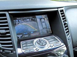 2009-infiniti-fx50s-40_800x0w.jpg