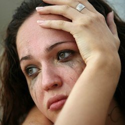 crying-lady1.jpg