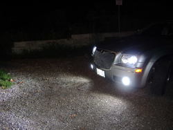 2005_0119RearTrunkSpoiler0006.jpg