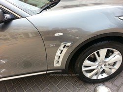 2014-Infiniti-QX70-in-Dubai-3.jpg