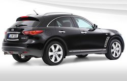 Infiniti-FX30d-S-1.jpg