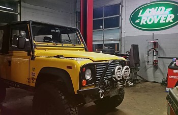 D90AAYELLOWBEAST