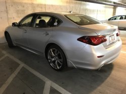 2018 Q70L_2.jpg