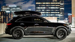 INIFINITI QX70S Thule Vector M.jpg